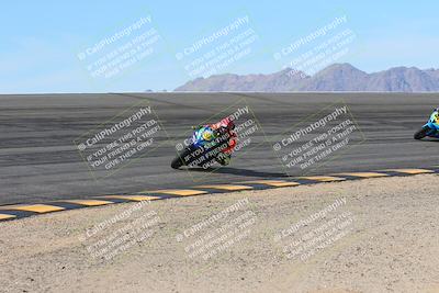 media/Feb-07-2025-CVMA Friday Practice (Fri) [[7034960ba2]]/4-Racer 4/Session 2 (Bowl)/